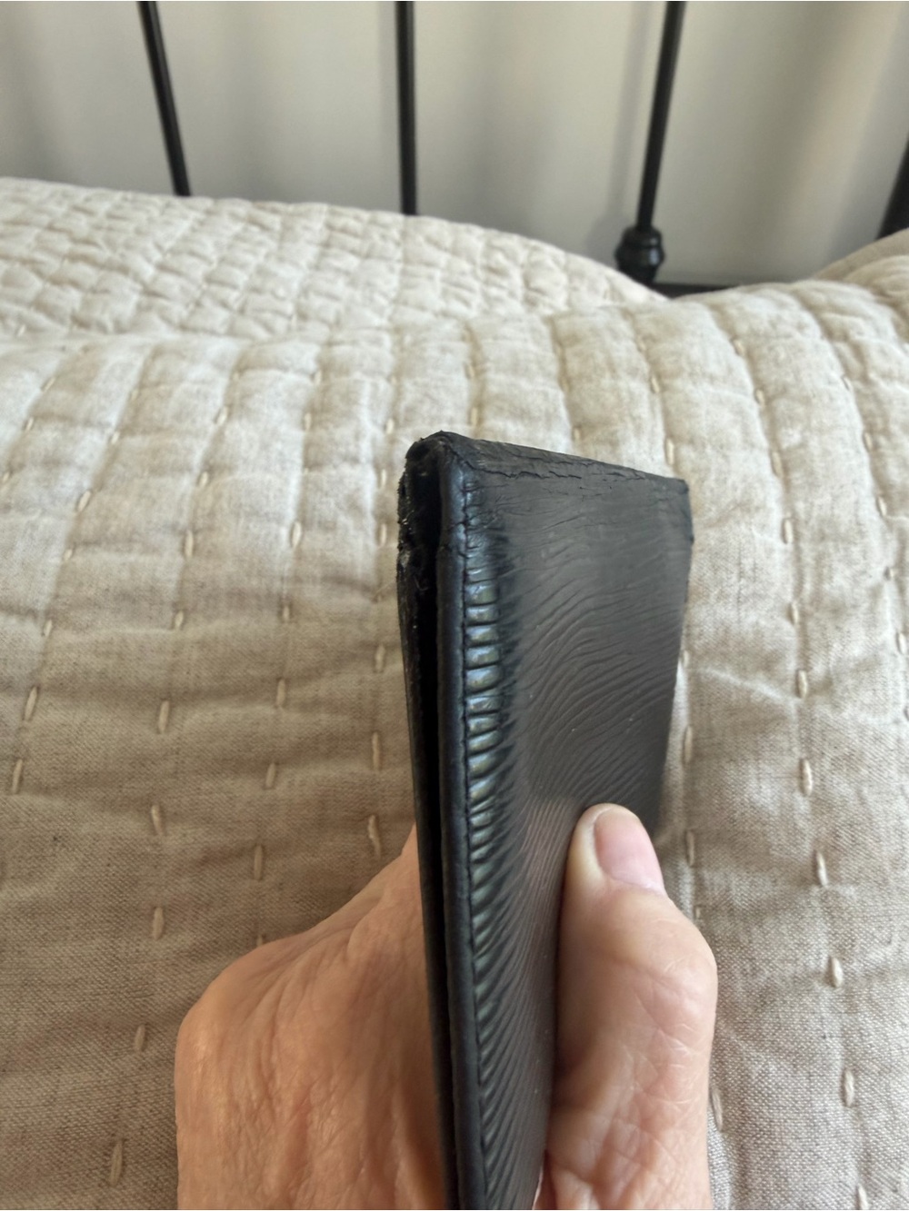 Louis Vuitton Black Epi Leather Card Holder/Wallet - Picture 5 of 13